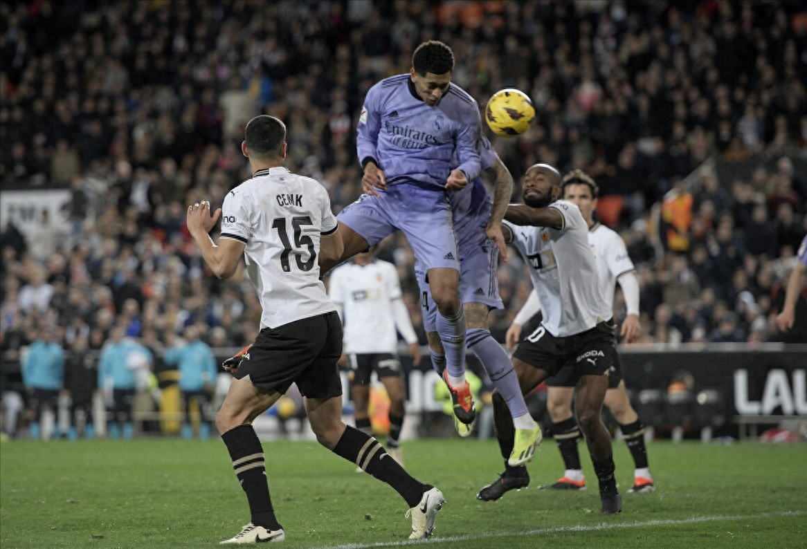 九游娱乐入口-包含赛后法国杯传出新动向，瓦伦西亚单刀错失，管理层表态：管理层满意，资深球员宣示担当的词条